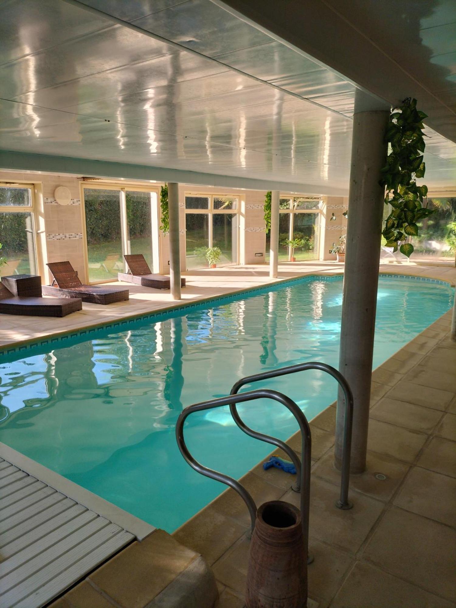 Au Charme Du Lac Espace Bien Etre Et Piscine Chauffe Proche Parc Et Restaurant Du Casino Forges-les-Eaux Exteriér fotografie