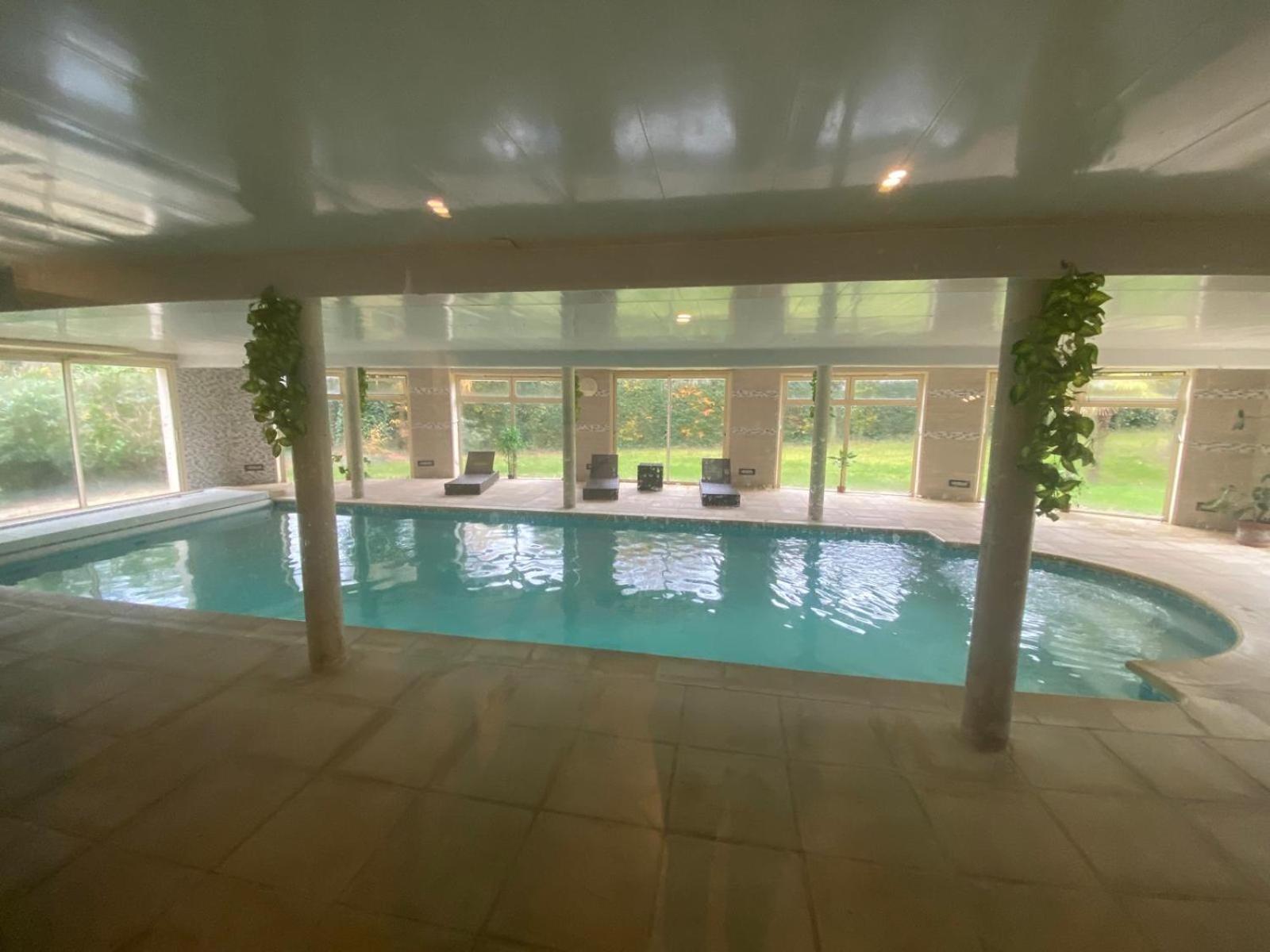 Au Charme Du Lac Espace Bien Etre Et Piscine Chauffe Proche Parc Et Restaurant Du Casino Forges-les-Eaux Exteriér fotografie